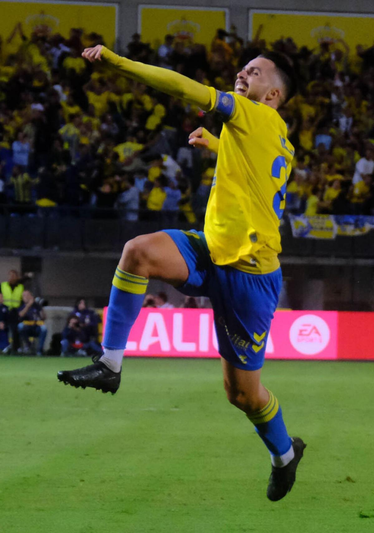 Kirian Rodríguez celebra su gol al Atlético de Madrid en el Estadio de Gran Canaria, el 3 de noviembre de 2023. | | JOSÉ CARLOS GUERRA