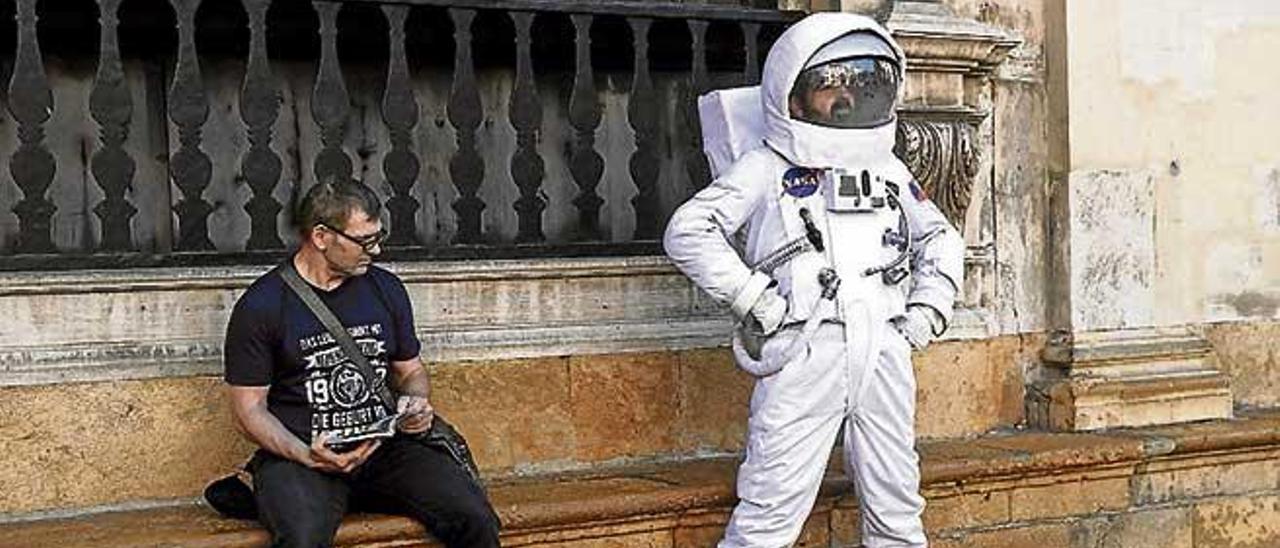 Un astronauta en el Sinofós.