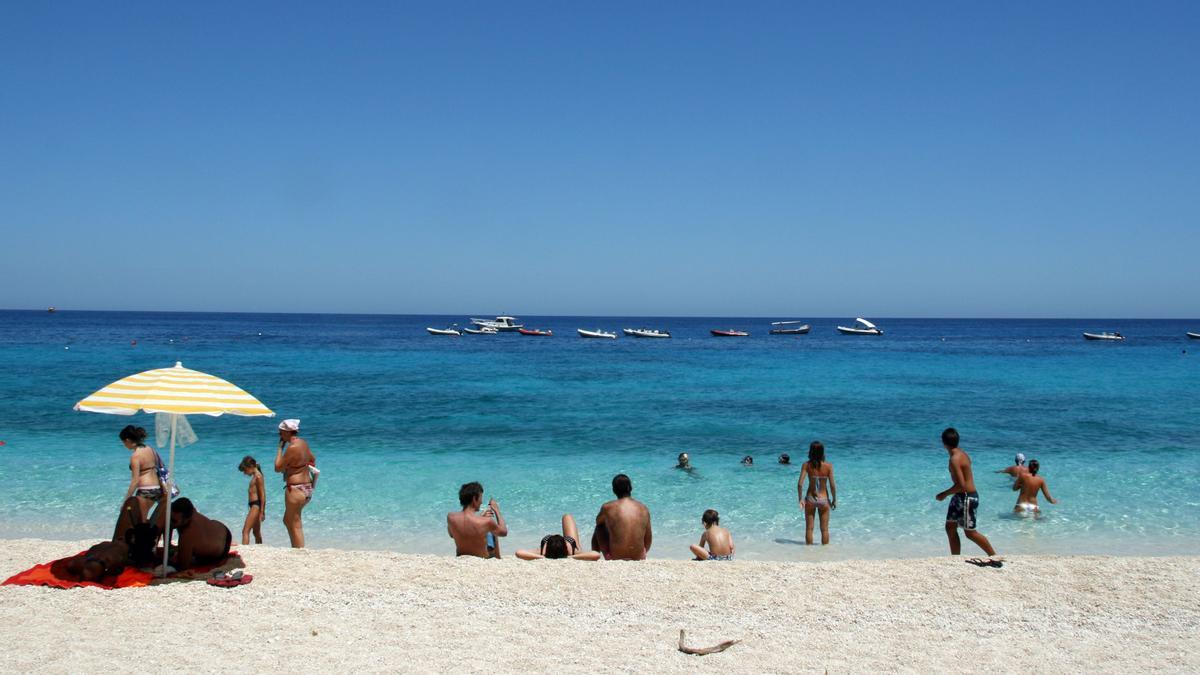 Playa Gabbiani en Cerdeña.