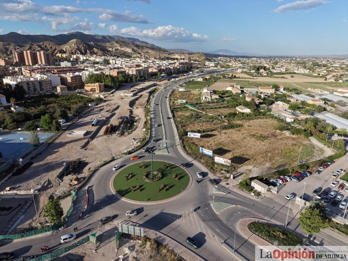 Nueva circunvalación de acceso a la ciudad por el barrio de Apolonia.