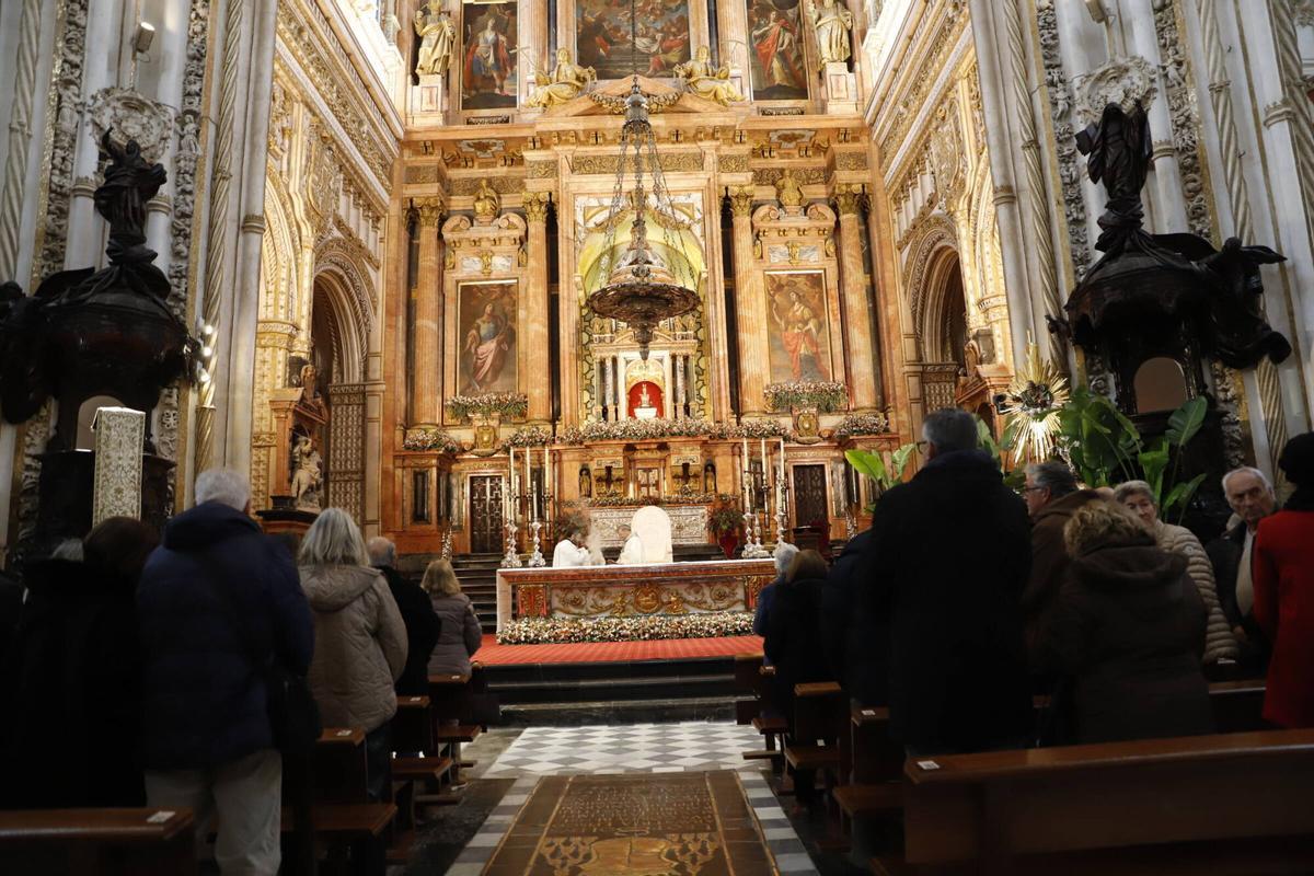 La misa de Año Nuevo en la Catedral de Córdoba, en imágenes