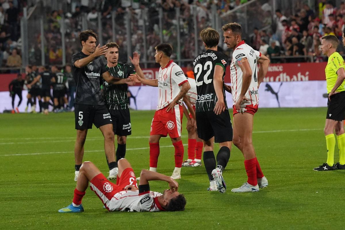 El Girona és incapaç de derrotar l'Elx i baixa a Segona (1-1) El Girona és incapaç de derrotar l'Elx i baixa a Segona