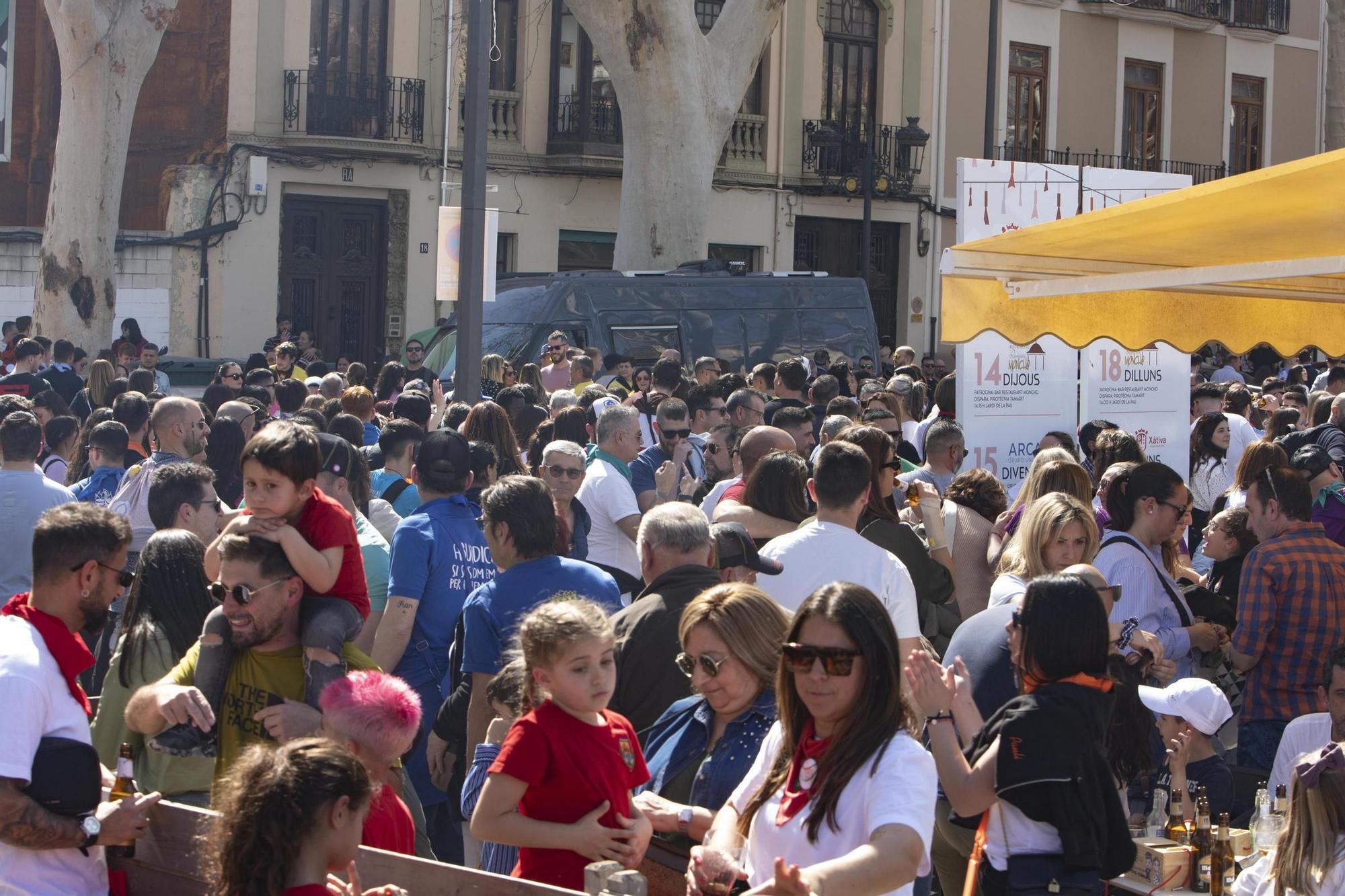 Así ha sido la tercera mascletà de las fallas de Xàtiva en 2024