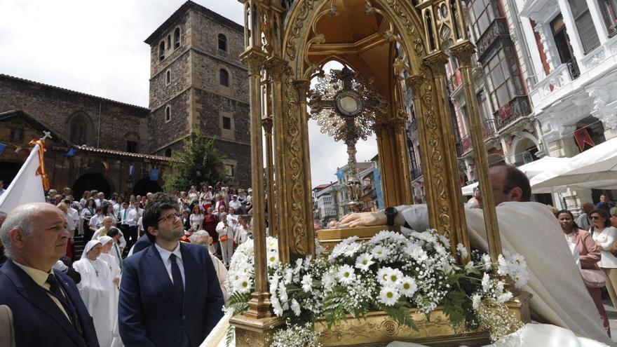 Los preparativos de la procesión del Cospus de año pasado. | Ricardo Solís