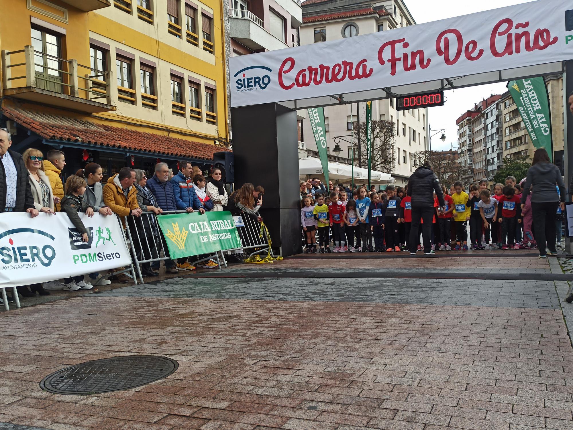 Casi 1.500 participantes disputan la carrera de Fin de Año de Pola de Siero