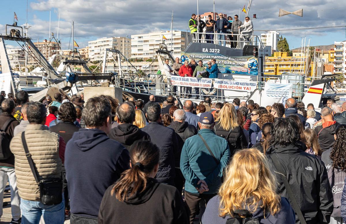 Los pescadores de La Vila Joiosa protestan por los recortes de la UE Los pescadores de La Vila Joiosa protestan por los recortes de la UE