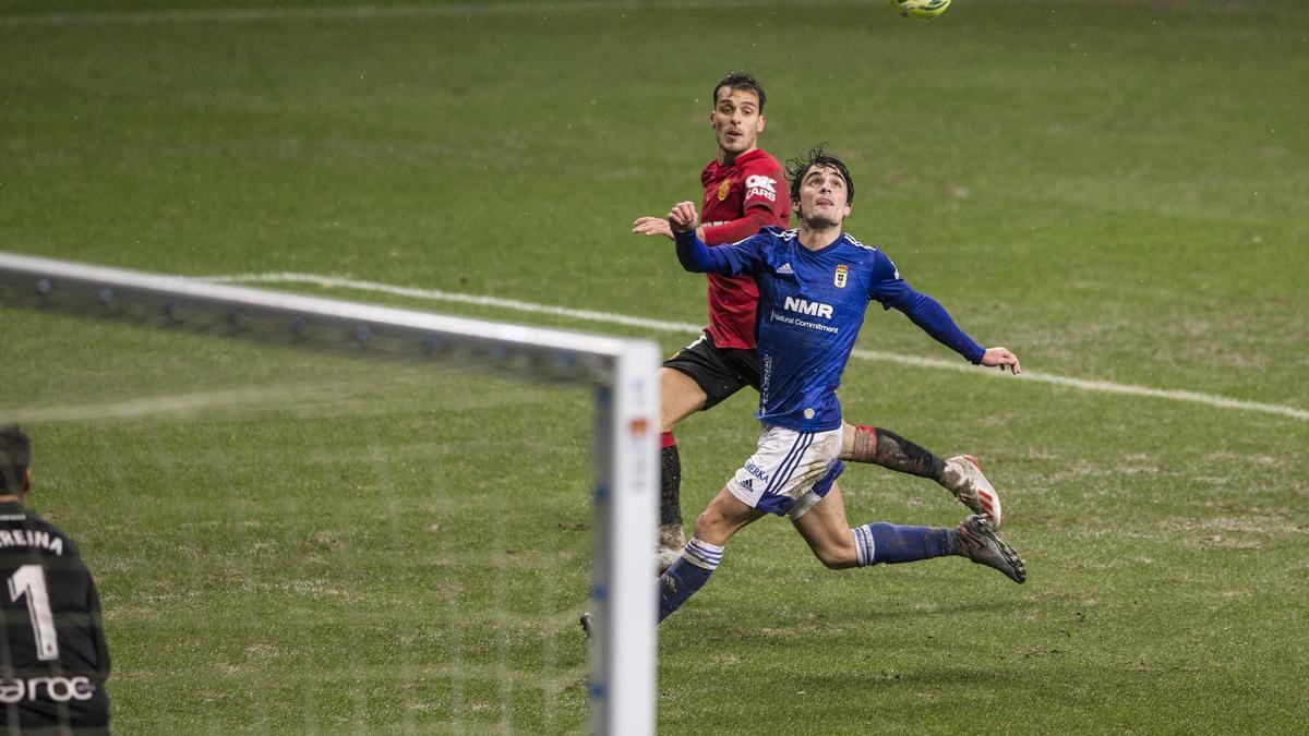 Las imágenes del partido entre el Real Oviedo y el Mallorca