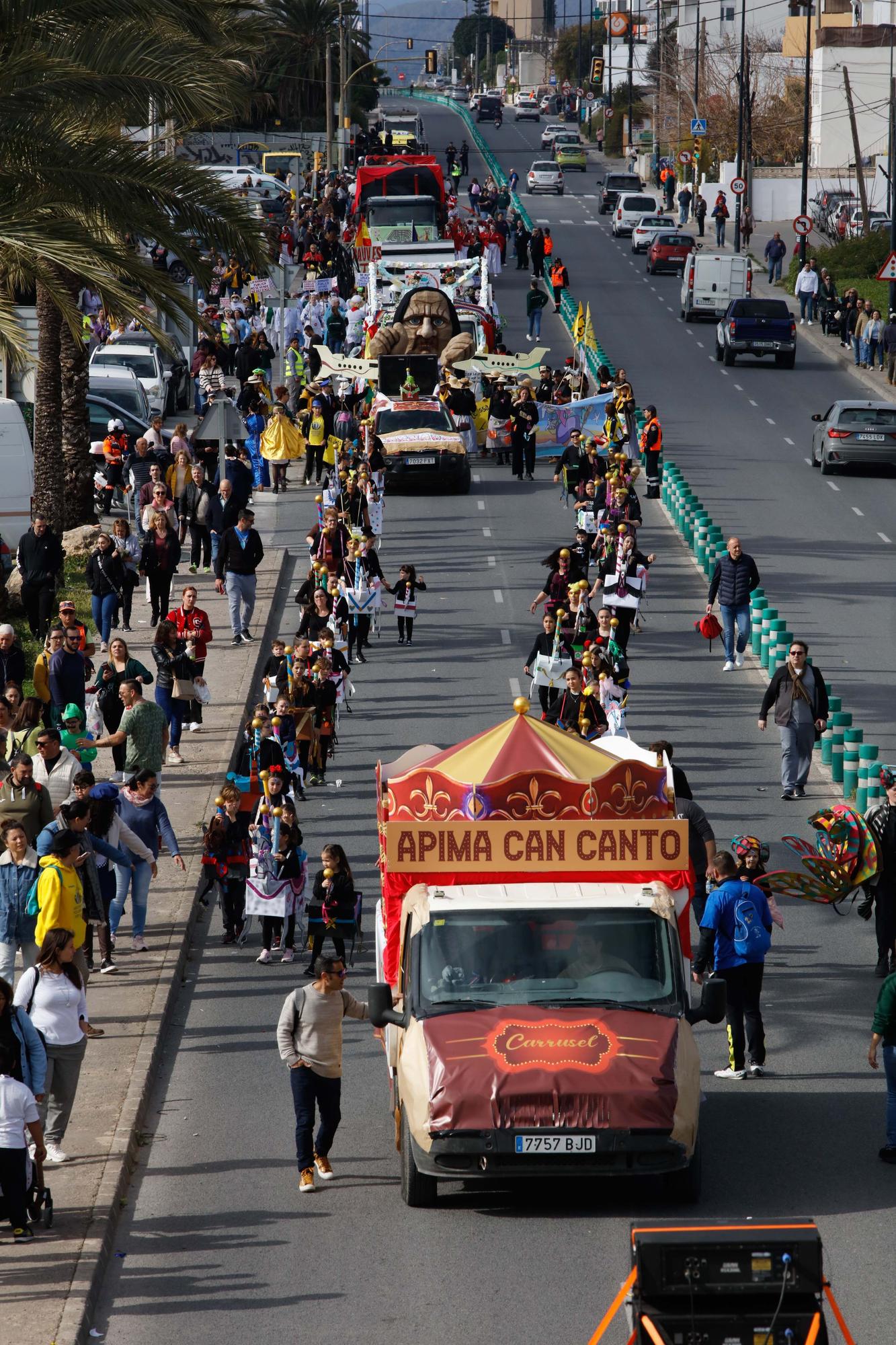 Todas las imágenes de la rúa del Carnaval de Ibiza 2023