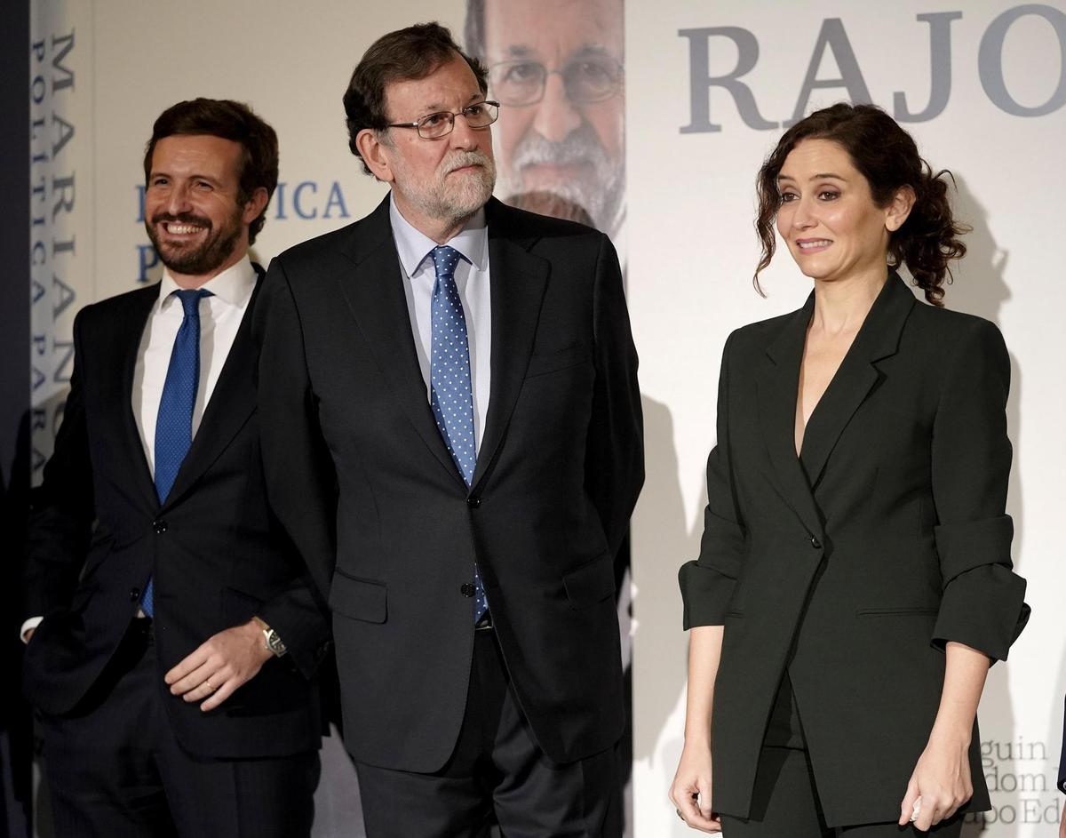 Pablo Casado e Isabel Díaz Ayuso, en la presentación del libro de Mariano Rajoy Política para adultos