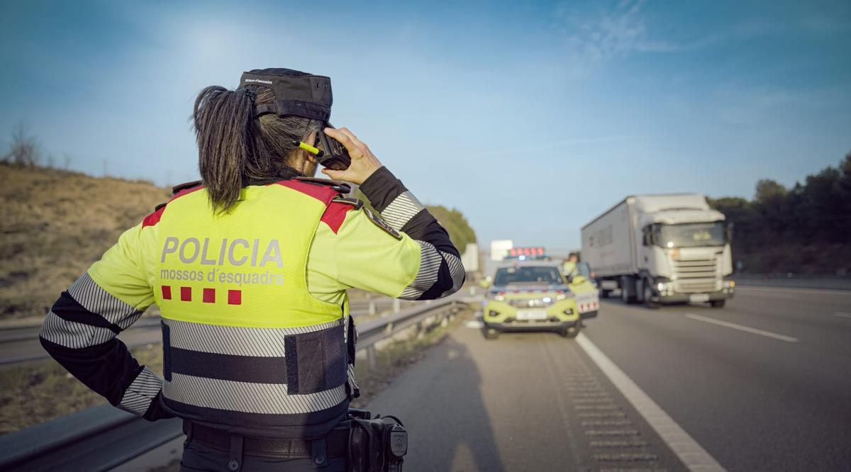 Mossos en controles de tráfico