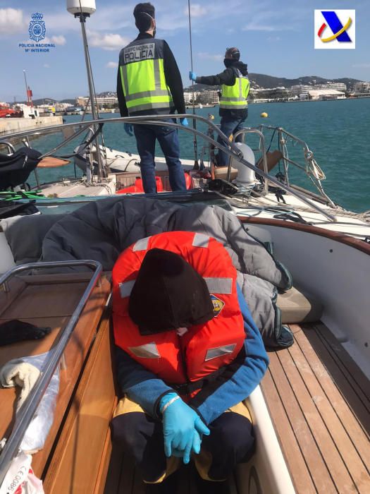 Interceptado en Baleares un barco cargado con unos 4.000 kilos de hachís