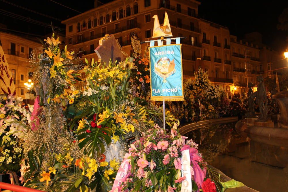 Así son las canastillas y el manto de la Ofrenda