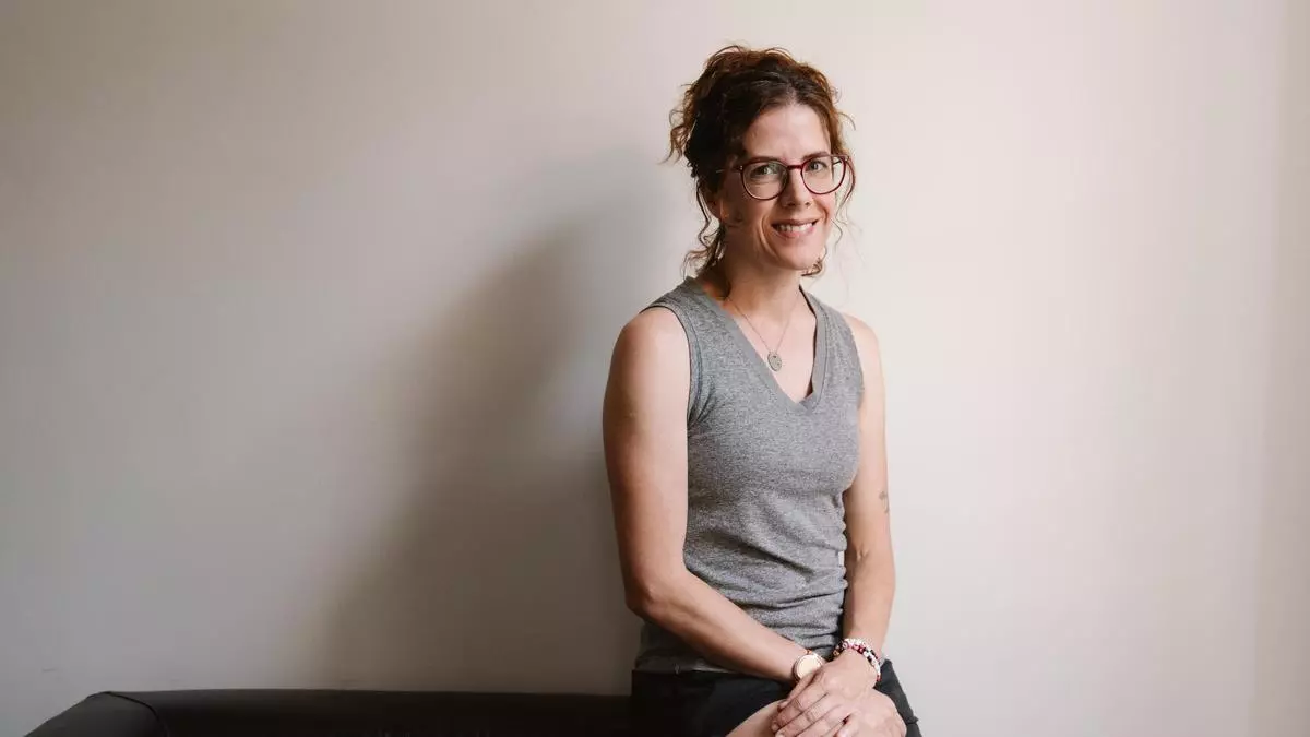 Julia Wertz, autora de novela gráfica: "Todo el mundo está nervioso en EEUU con las redadas. Solo los niños blancos iban al colegio de mis hijos por culpa del miedo"