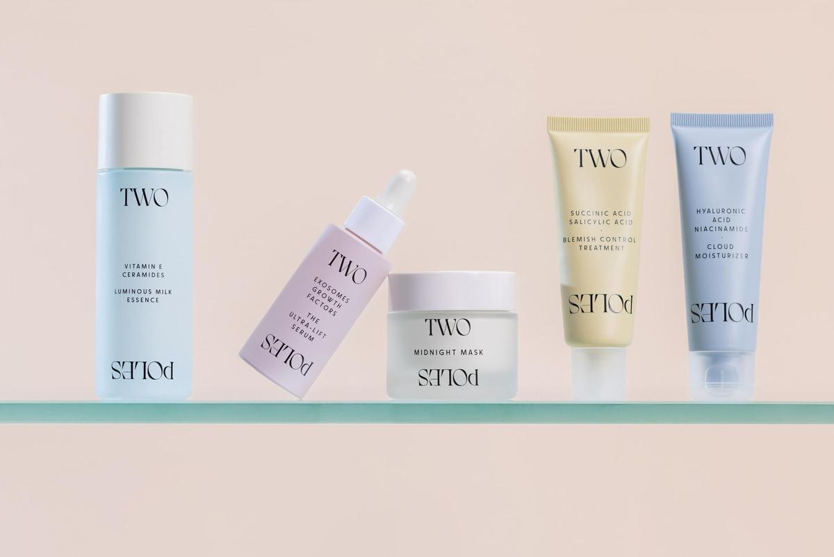 Varias de la formulaciones con más éxito de Two Poles.