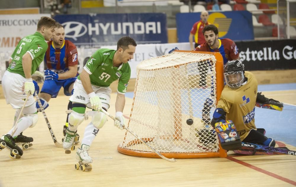 Dos puntos que vuelan de Riazor