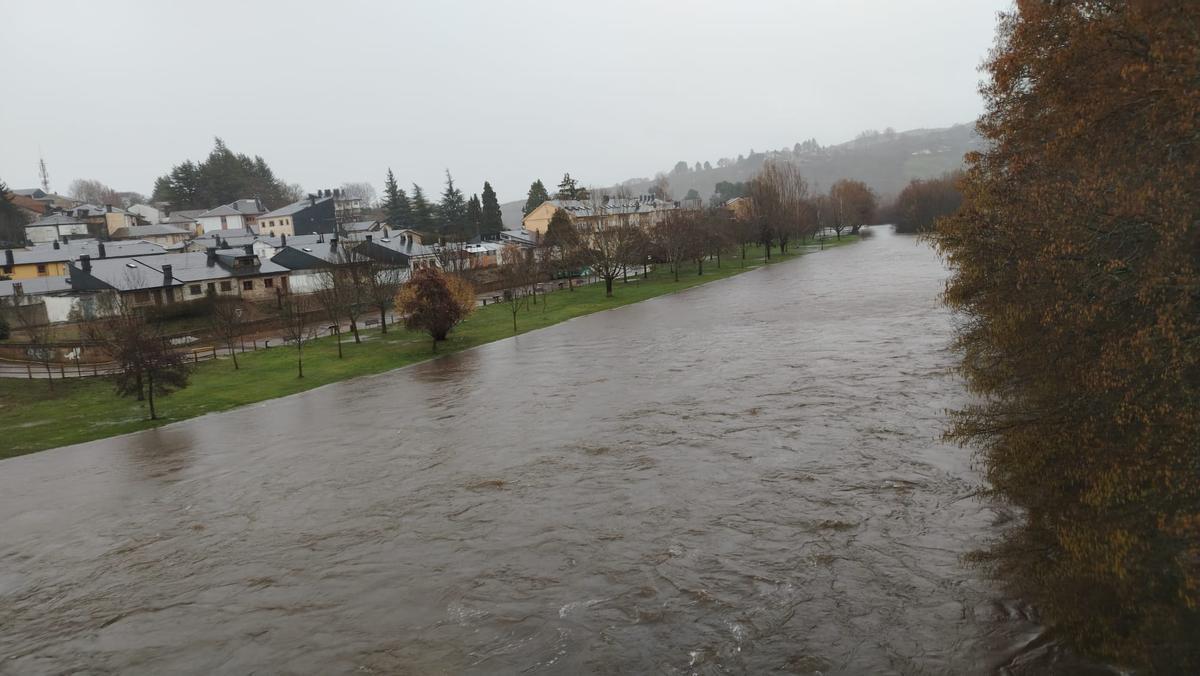 Desbordamientos y cortes de caminos en Sanabria, en imágenes Desbordamientos y cortes de caminos en Sanabria, en imágenes