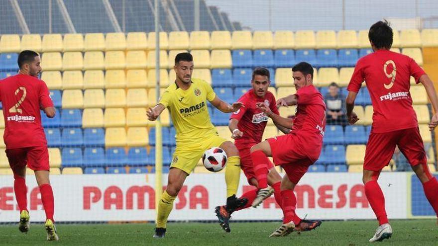 El Villarreal B mete la ‘quinta’ y Villa firma un doblete salvador