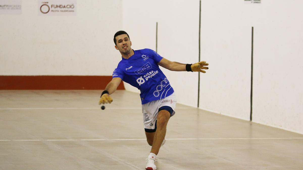 Iván i Seve (foto) es van imposar a Vicent i Lorja pel resultat de 25-10.