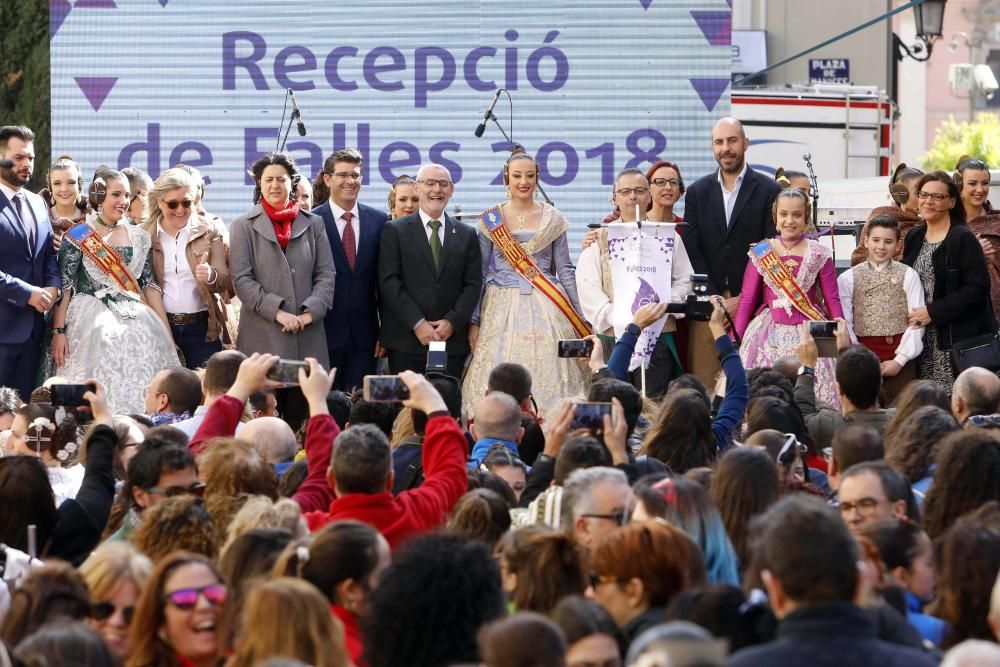 Entrega de estandartes de la Diputación a las Fallas