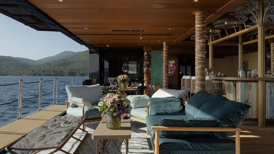 Esta es la historia de una boda en Ibiza en la que no aparece la novia y un yate de lujo que cuesta 650.000 euros a la semana