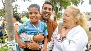 Los niños saharauis, en Gran Canaria: "Vine de Tinduf de niño de vacaciones y ahora mi sobrino vivirá lo mismo"