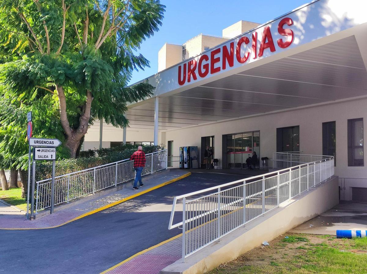 Entrada a Urgencias del Hospital de Sant Joan.