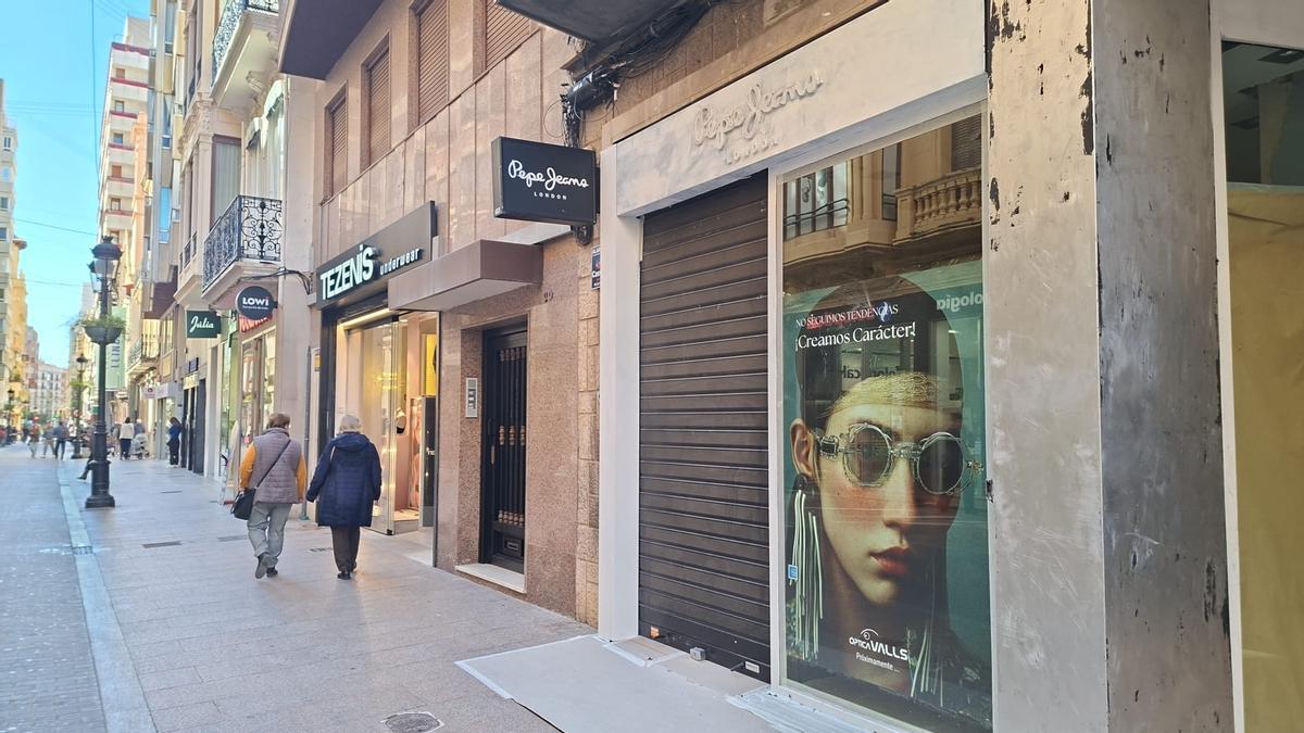 Próxima apertura de una óptica en la calle Enmedio, donde vendía al público Pepe Jeans.