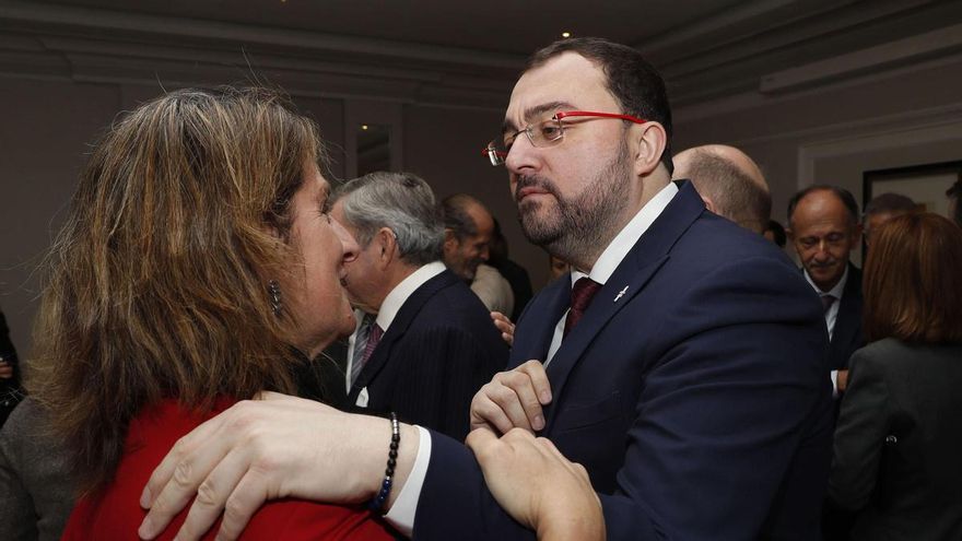 Barbón conmina a Hacienda a abrir el "avispero" de la reforma de la financiación autonómica: "Tendrán que preparar espaldas de faquir, pero es urgente"