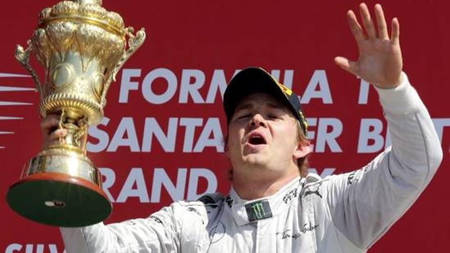 Victoria de Rosberg y podio espectacular de Alonso