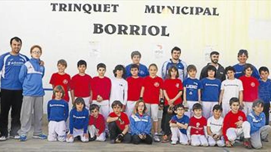 Borriol gaudeix del raspall amb els JECV