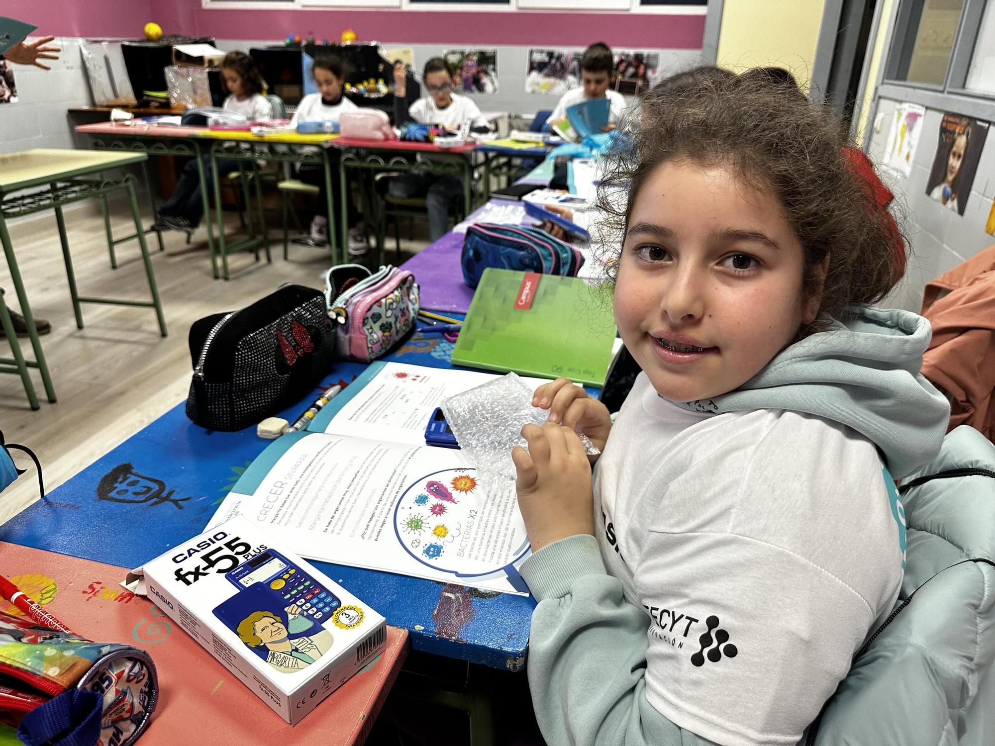 EN IMÁGENES: El trabajo de la Fundación Margarita Salas con los estudiantes de Valdés