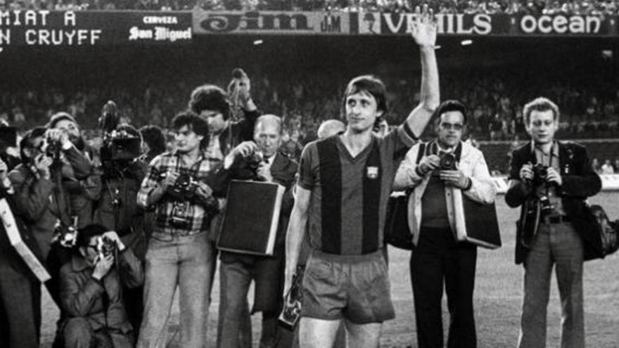 El Barça instal·larà entre dissabte i dimarts un memorial per homenatjar Cruyff