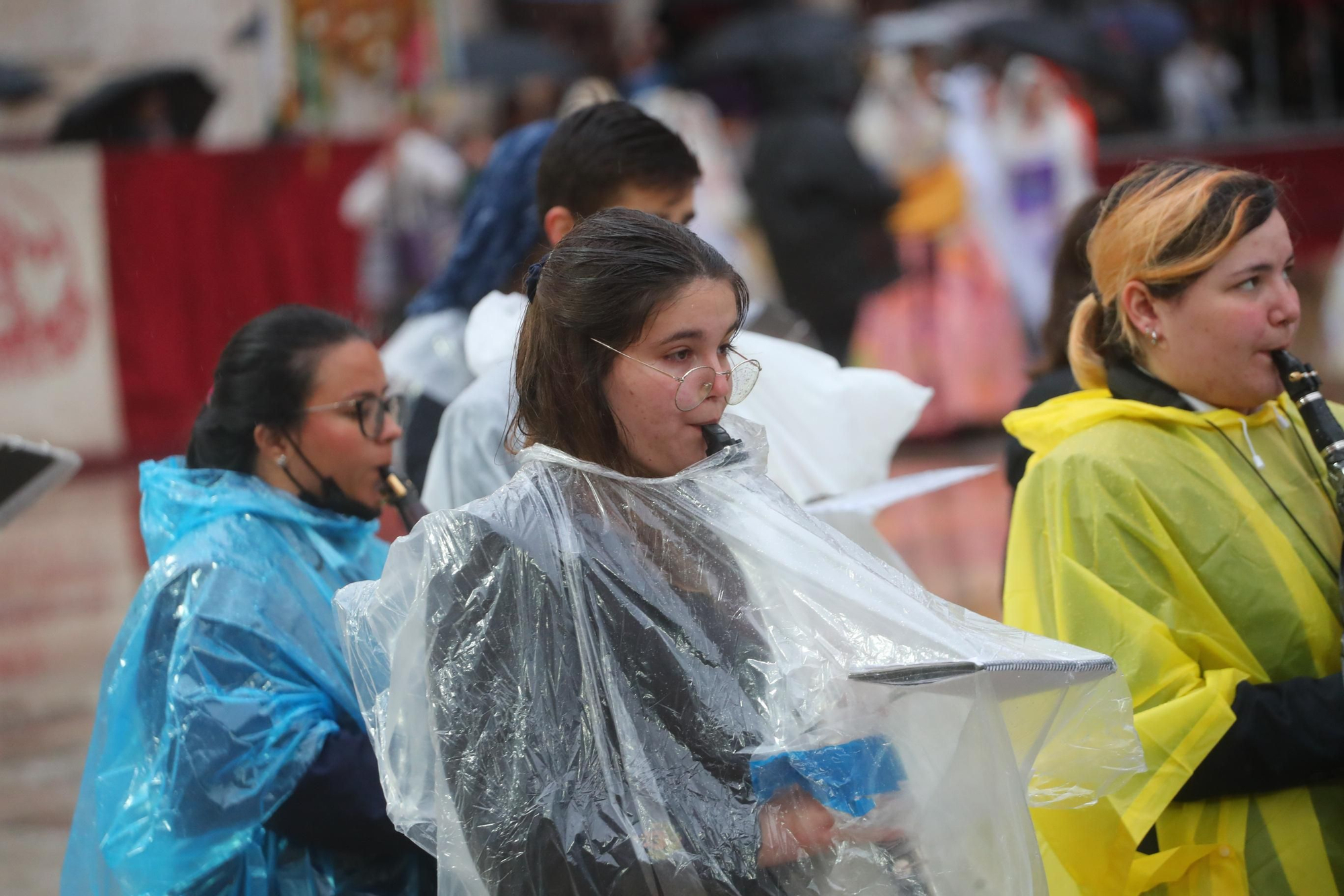 Búscate en el primer día de ofrenda por la calle de la Paz (entre las 18:00 a las 19:00 horas)