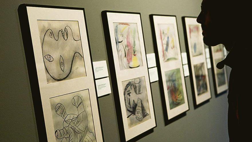 Las reproducciones de los dibujos preparatorios del &quot;Guernica&quot; que se muestran en el Museo Evaristo Valle.