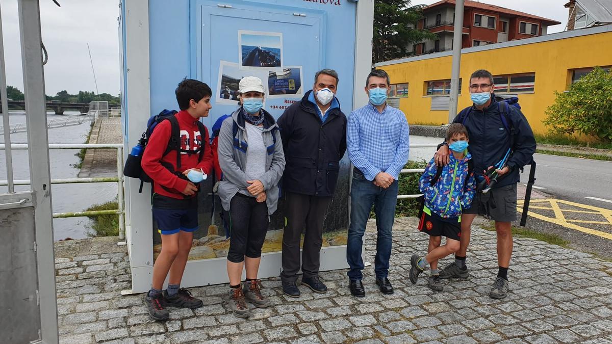 Peregrinos en Pontecesures, el verano pasado.