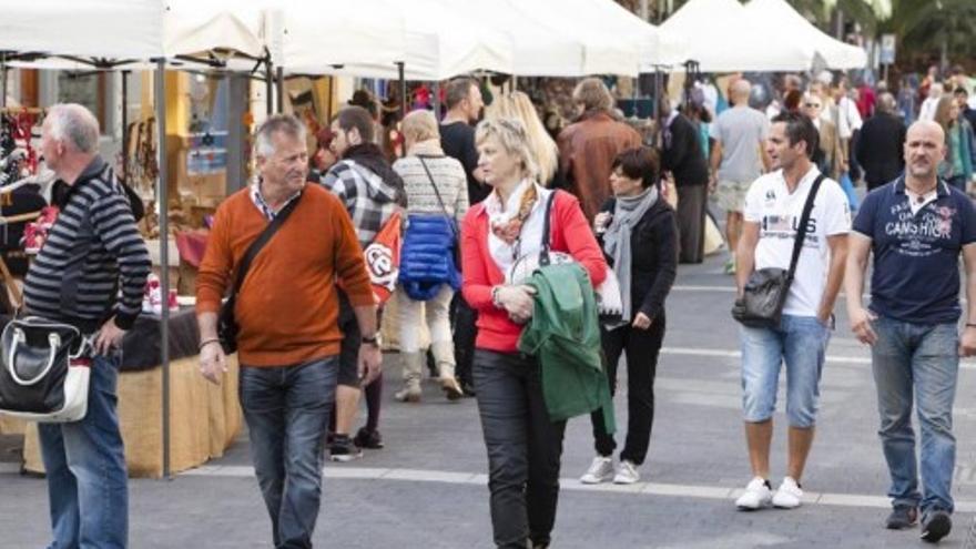 Mercadillo de Artesanía en la calle Luis Morote