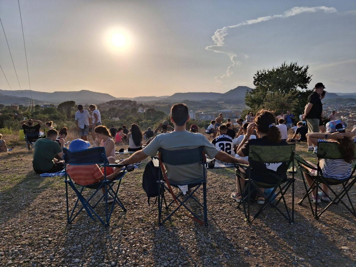 Així es va veure l'eclipsi des del centre de Manresa
