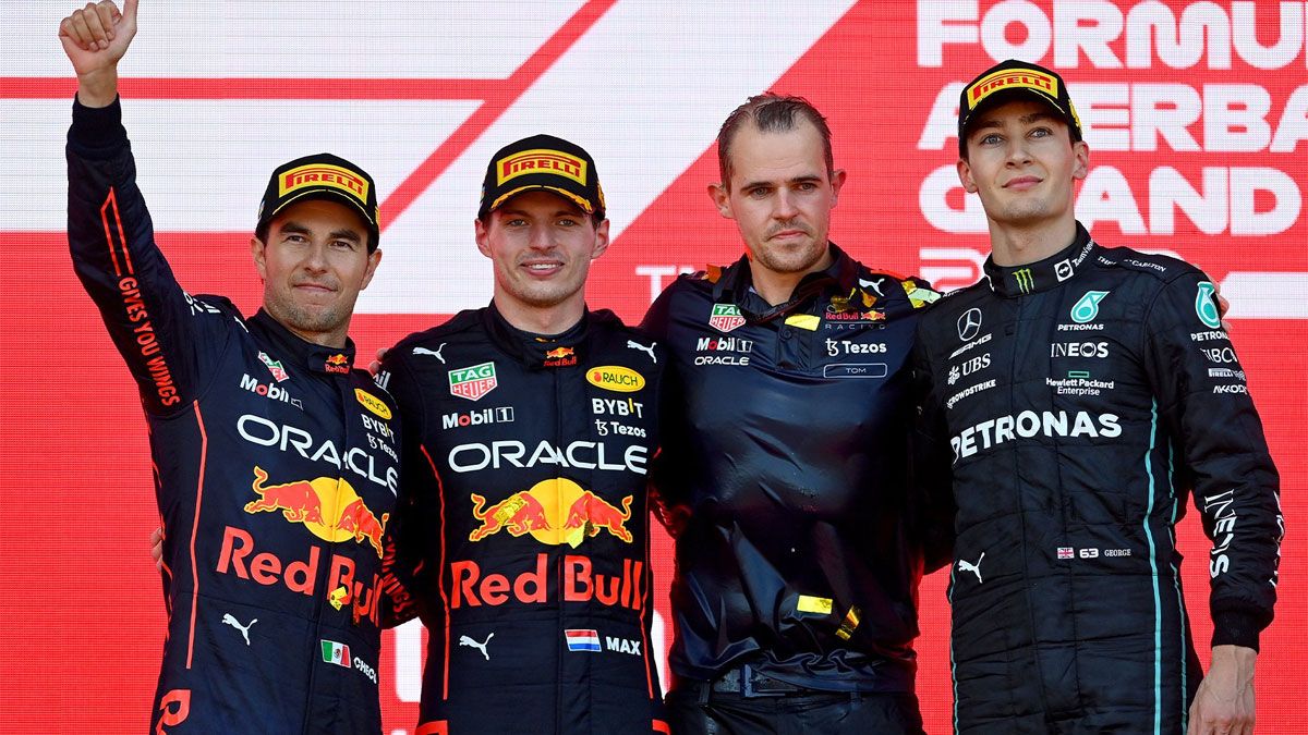 Nuevo doblete para Red Bull y Russell, tercero en el podio de Bakú