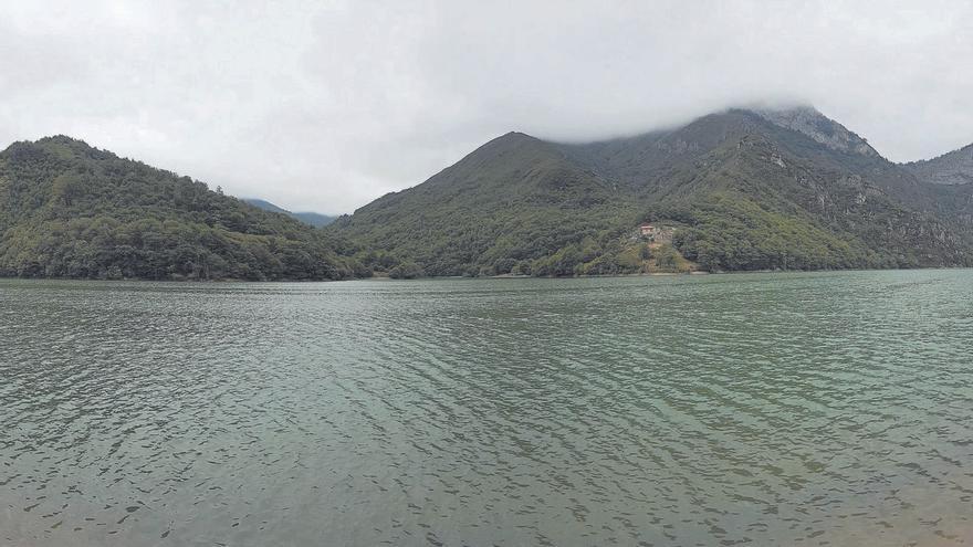 Los embalses afrontan días de mucha lluvia inmunes al efecto del seco invierno