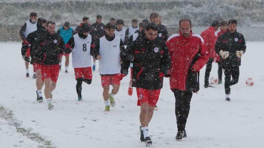 La selección de Castilla y León se ejercita en los Anexos del Ruta de la Plata.