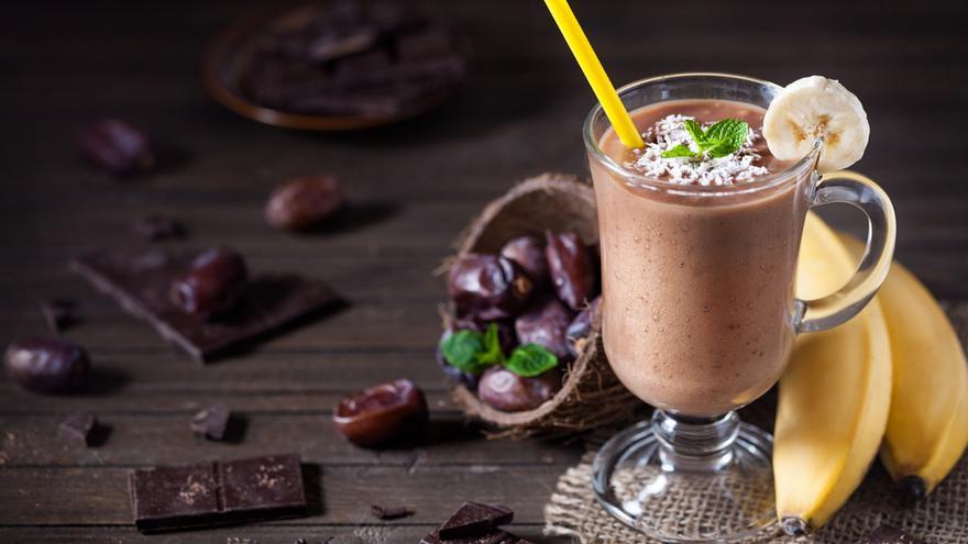 Batido de chocolate y plátano.