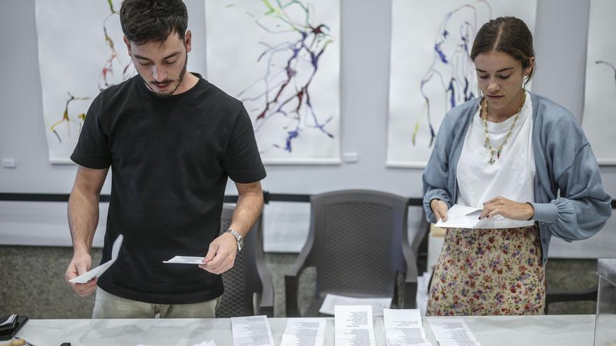 Recuento de votos en un colegio electoral de Barcelona durante las pasadas elecciones generales.