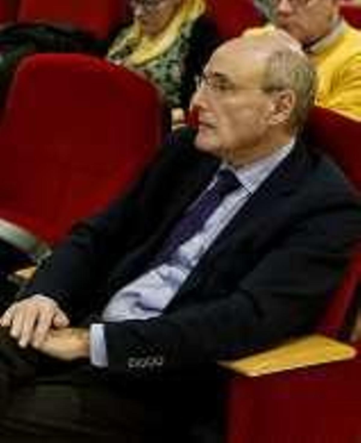 El Hospital de Jove cambia su protocolo de hemodiálisis para evitar contagios de hepatitis C