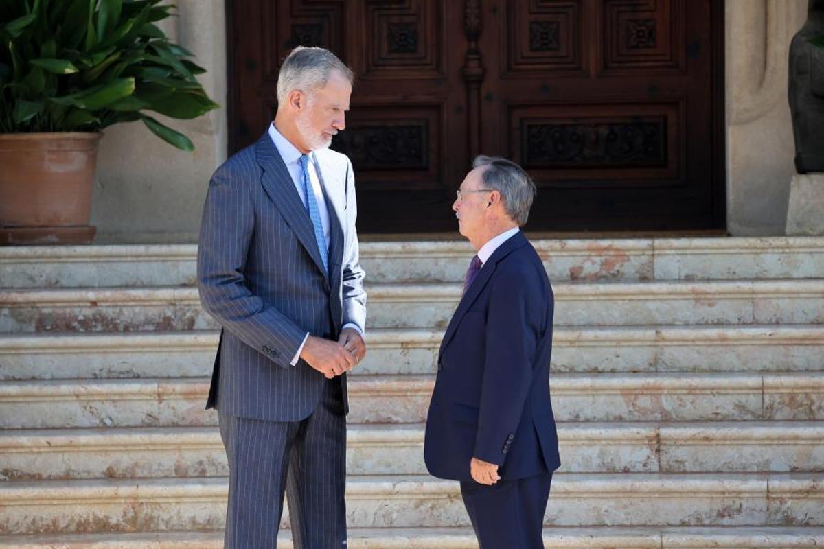 El Rey recibe en audiencia a Juan Jesús Vivas Lara, presidente de la Ciudad Autónoma de Ceuta El Rey recibe en audiencia a Juan Jesús Vivas Lara, presidente de la Ciudad Autónoma de Ceuta
