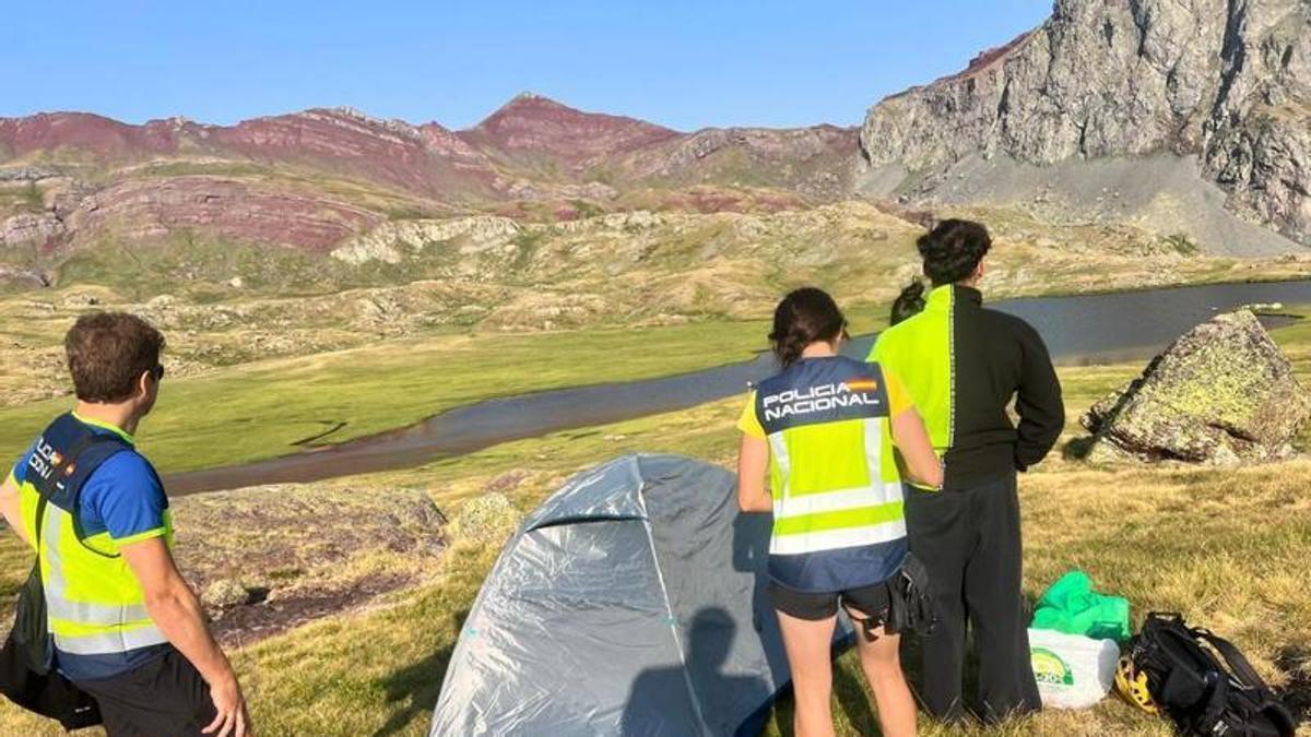 Acampada ilegal en los Ibones de Anayet.