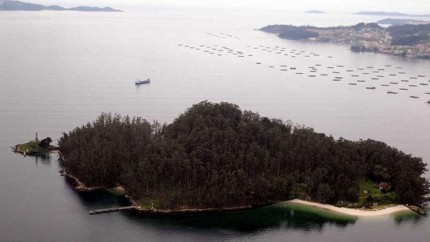 Isla de Tambo.  // R. Vázquez