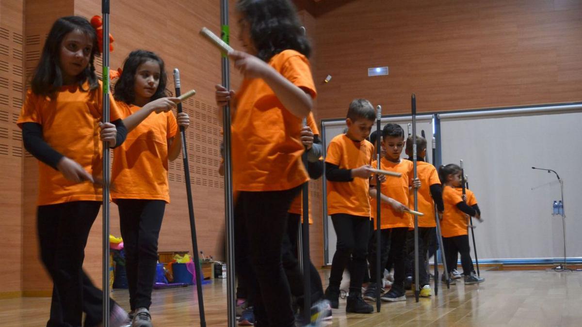 Los más pequeños de la Escuela de Música Duquesa Pimentel emocionan al público en el auditorio del CTLB | E. P.