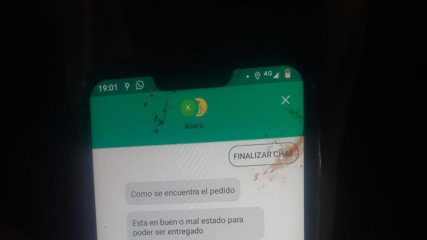 Atropellan a un repartidor y la empresa le pregunta &quot;si el pedido está bien&quot;