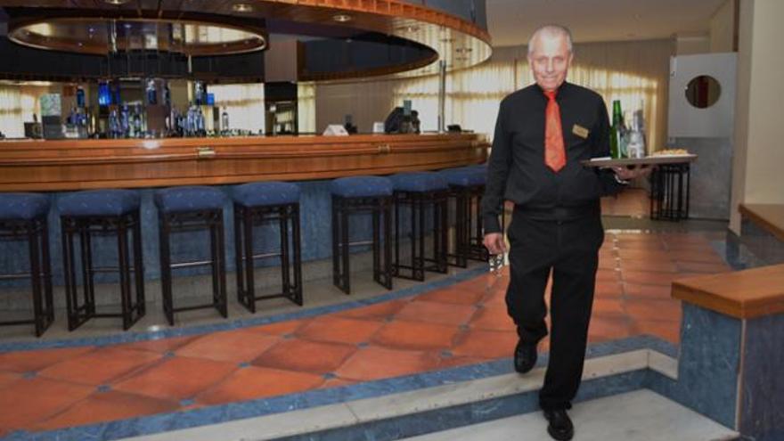 Bar del hotel Tamarindos de San Agustín, en el sur de Gran Canaria. | giorgio rappeti