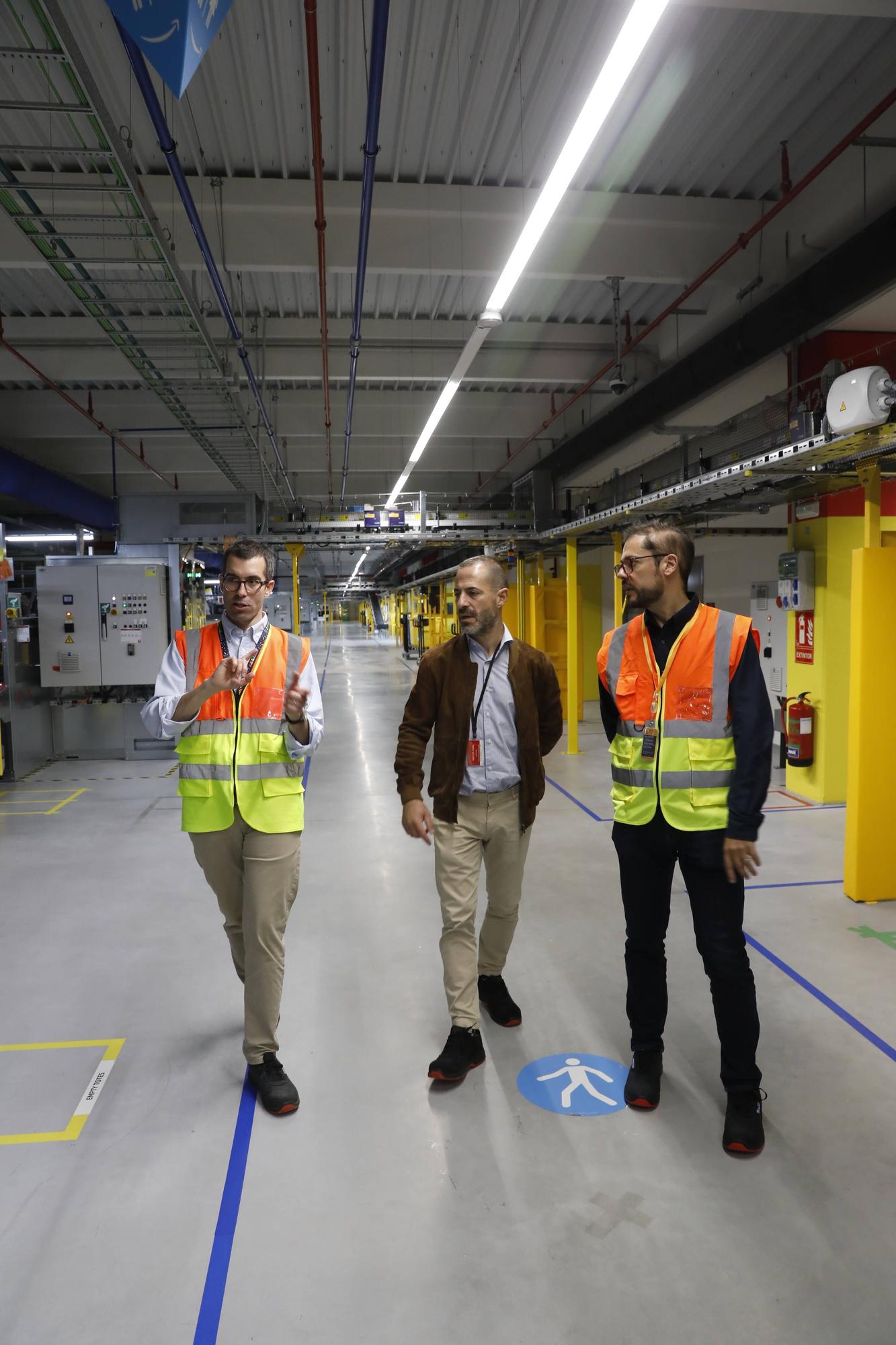 EN IMÁGENES: así es el gran centro logístico robotizado que Amazon abrirá en Bobes (Siero) el 2 de septiembre